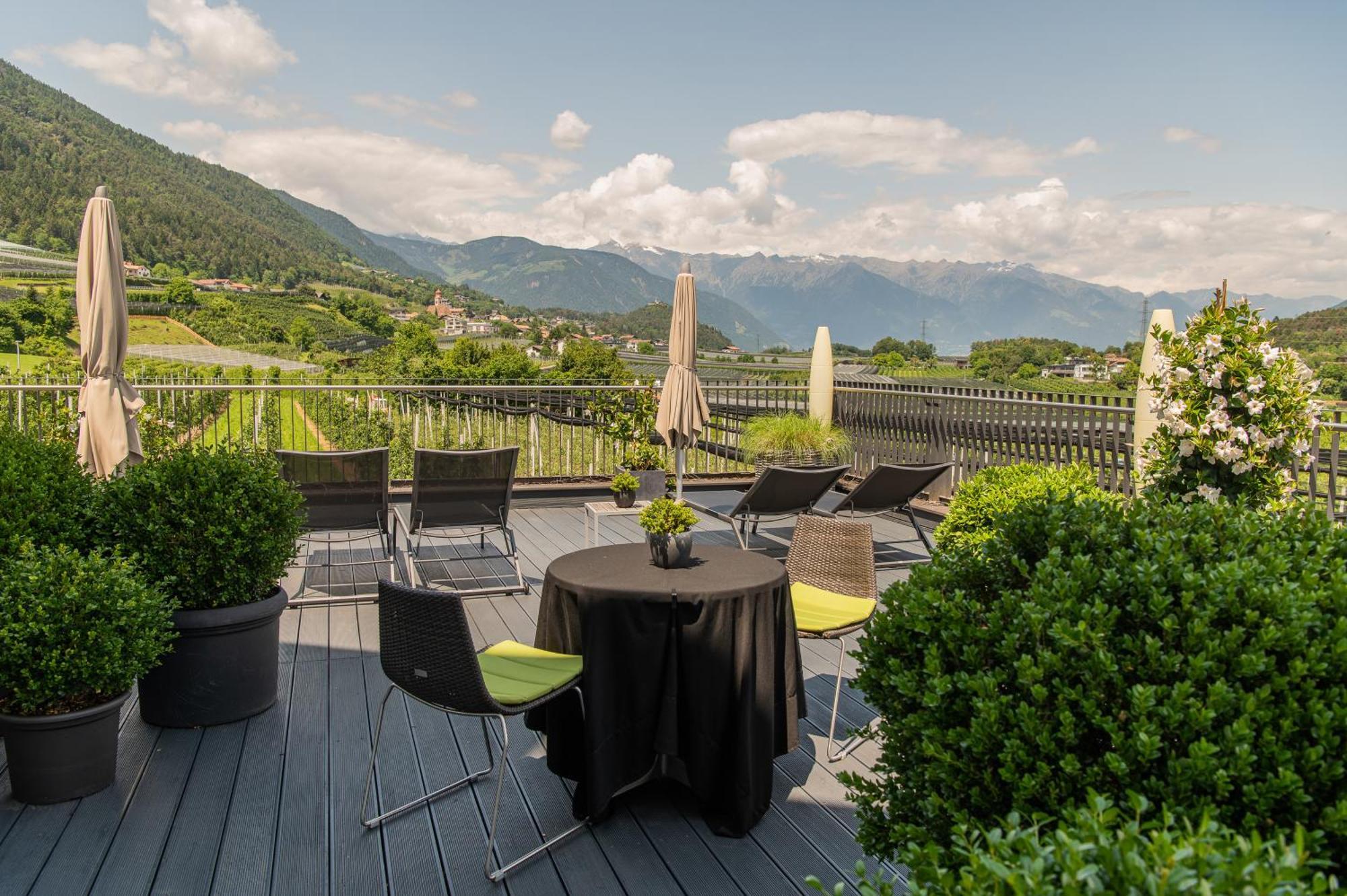 Tirolensis Hotel Tesimo Kültér fotó